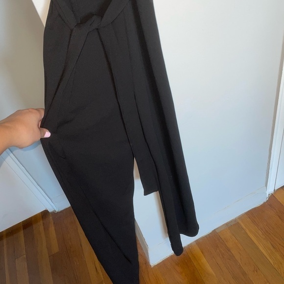 BLĀSHE lace Jumpsuit - Picture 3 of 13